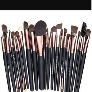 20 Piece brush set